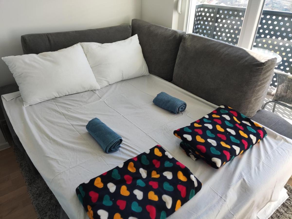 Apartmani Sarah 2 トゥズラ エクステリア 写真